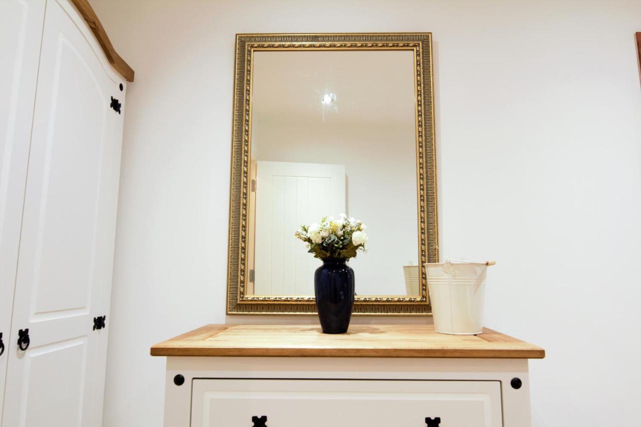 Stylish 2 Bedroom Apartment In The Heart Of Greenwich Londen Buitenkant foto
