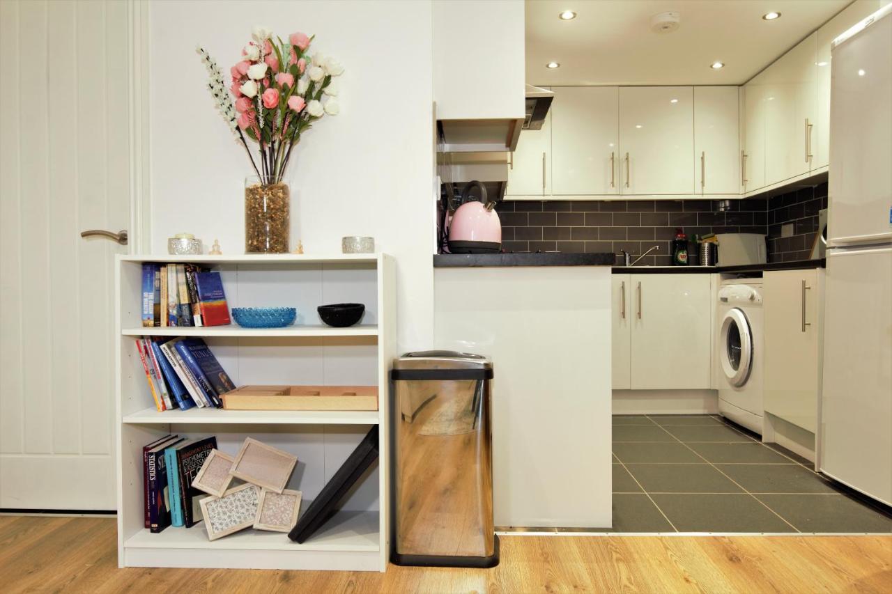 Stylish 2 Bedroom Apartment In The Heart Of Greenwich Londen Buitenkant foto