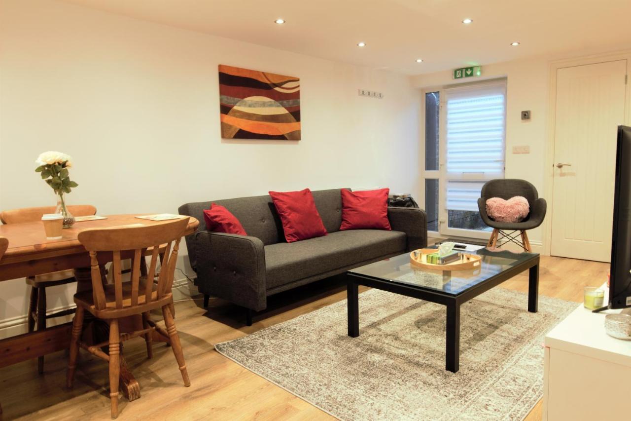 Stylish 2 Bedroom Apartment In The Heart Of Greenwich Londen Buitenkant foto